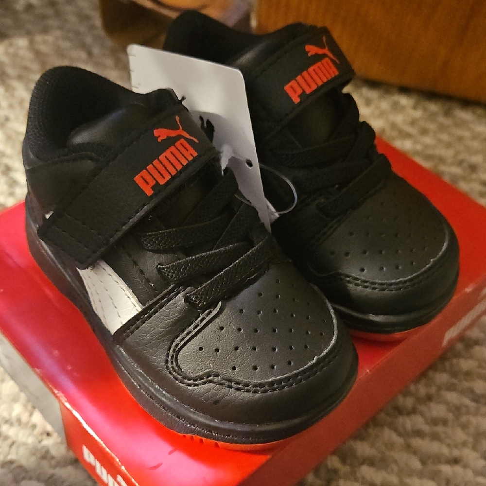 Puma Kids Black and Red Sneakers
